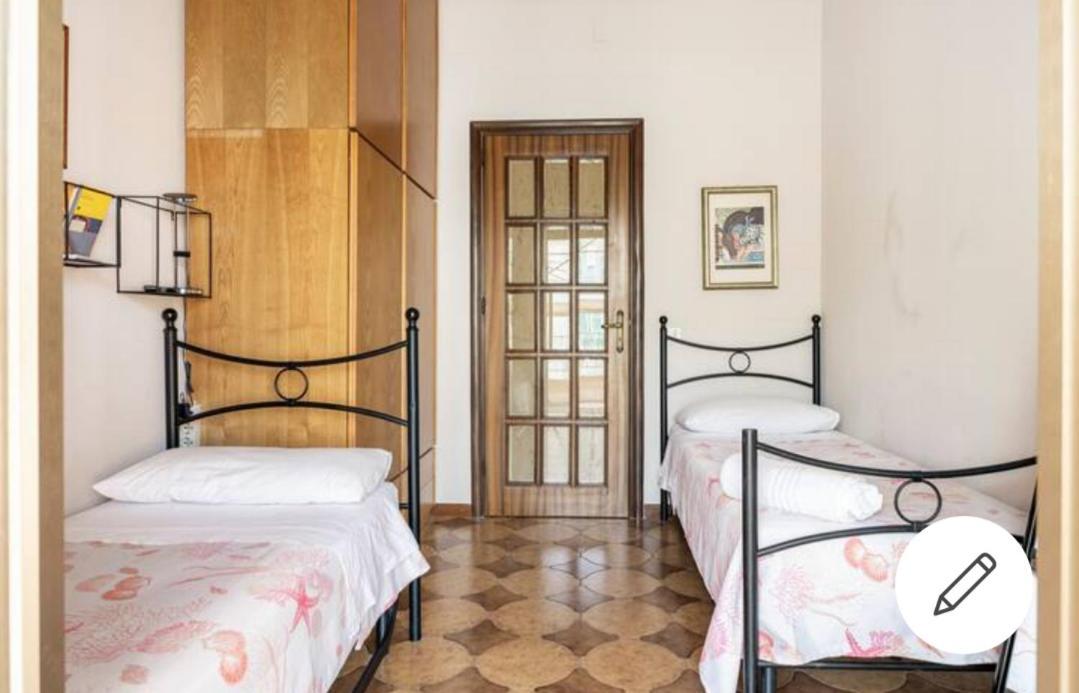 Le Stanze Di Nonna Maria Hotel Палермо Екстериор снимка